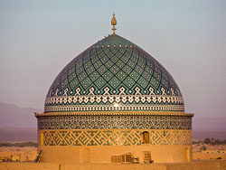 1977iran-A173-00-Yazd---mausoleum-1.jpg